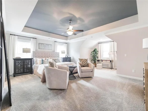 2815 Long Dr, Court Auburn, AL 36832