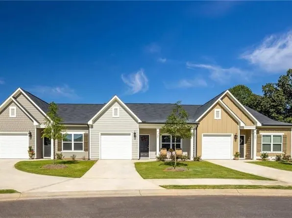 62 Dawson Dr, Dawsonville, GA 30534