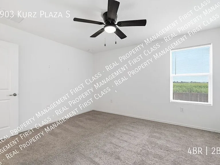 3903 Kurz Plz — Photo 15