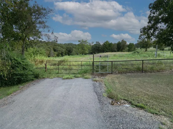 200 Hickory Dr, McAlester, OK 74501