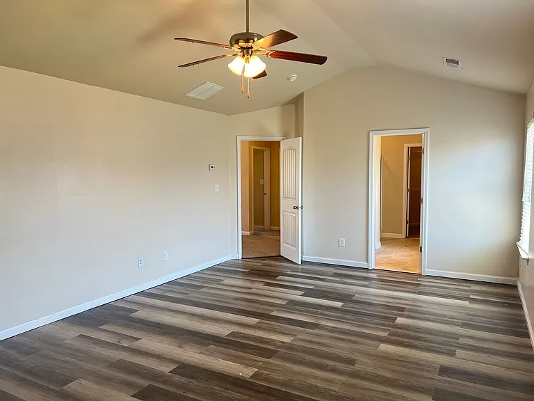 807 Citrona Dr — Photo 14