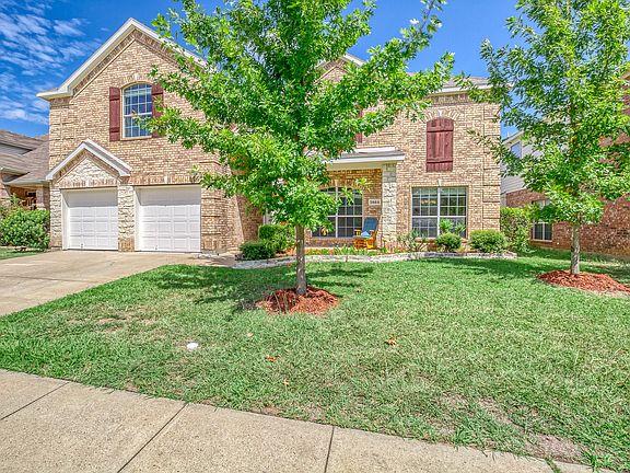 3rd image of 5864 Lorenzo Dr