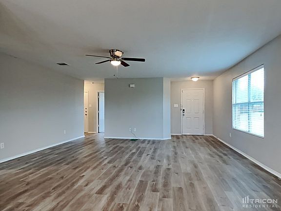 2nd image of 204 Cheyenne Dr