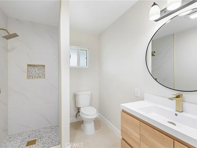 7108 Quakertown Ave — Photo 13