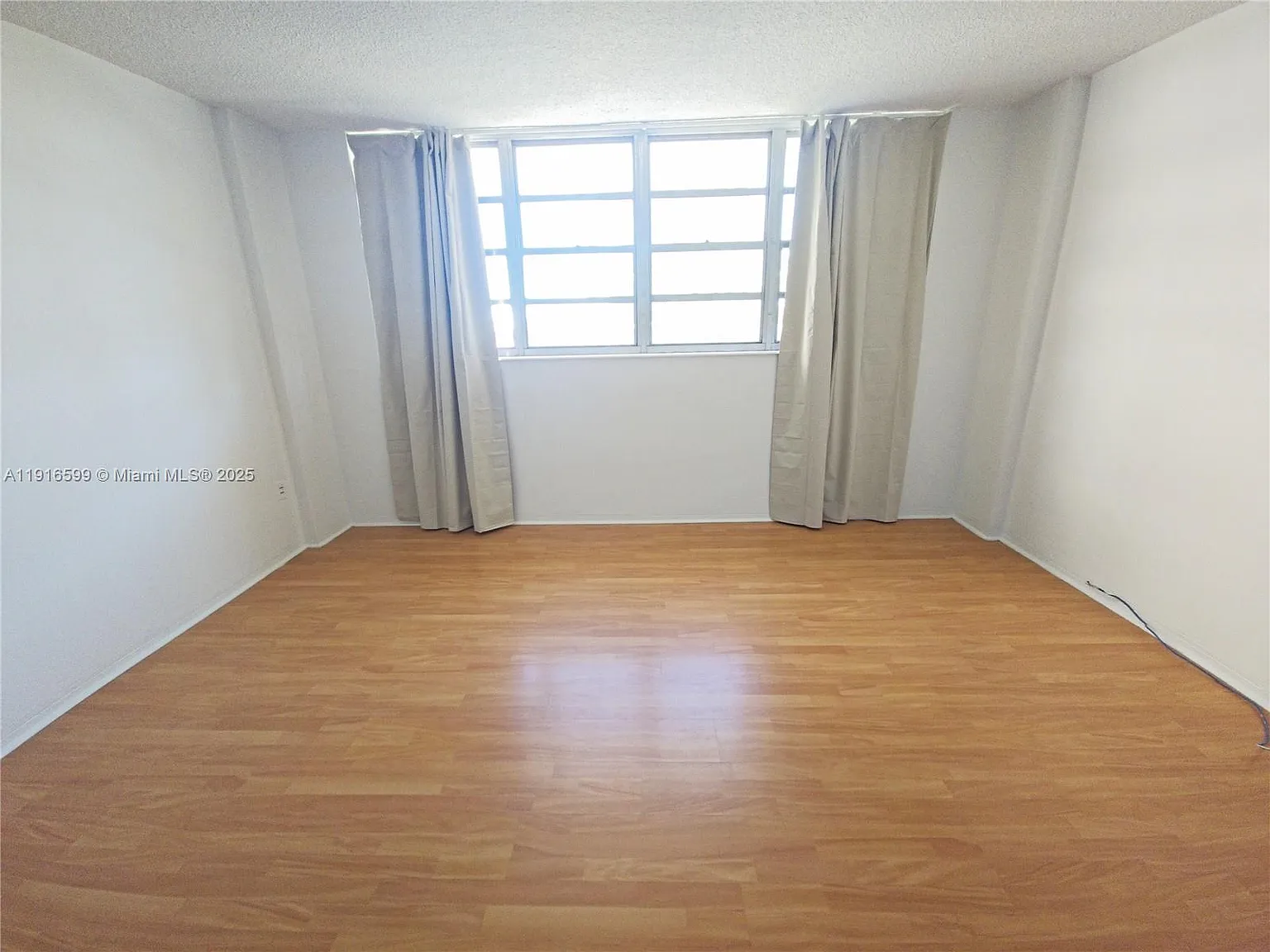 800 West Ave — Photo 2