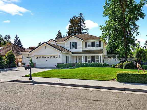 2nd image of 3130 Hillcrest Ct