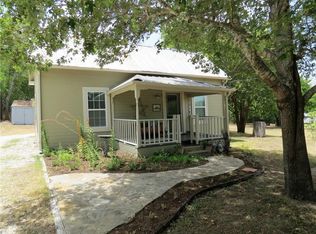 312 W Pierson St, Hamilton, TX 76531