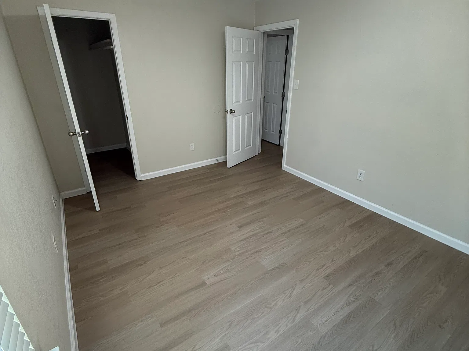 3 bed, 1031 sqft, $1,750 — Photo 3