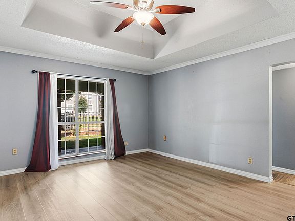 4th image of 709 Corrigan St