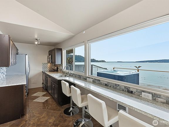 3rd image of 97 Utsalady Road