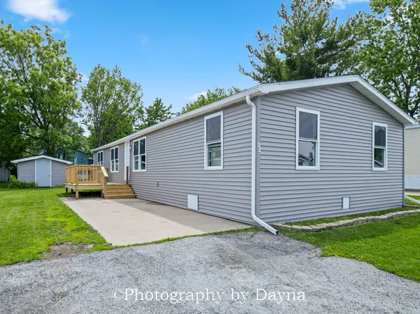 33 Saint Peters, Bourbonnais, IL 60914
