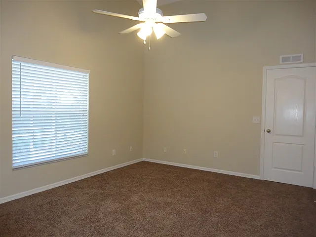 24540 Laurel Ridge Dr — Photo 12