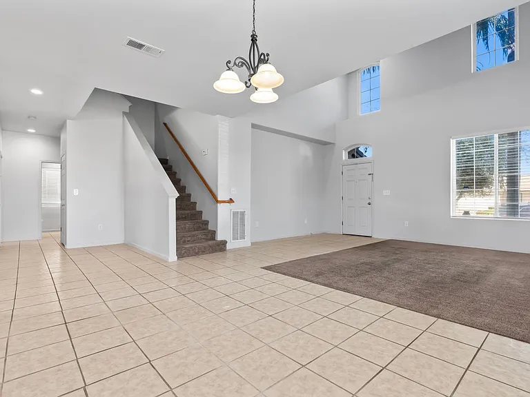 11311 San Miniato Ave — Photo 2