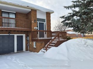 48 Porritt St, Barrie, ON L4N 6Y3