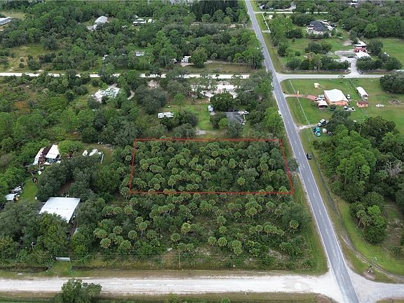 3rd image of 184 Hunting Club Ave