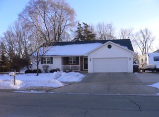 318 Williams St, Pulaski, WI 54162