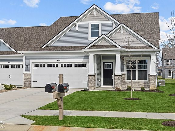 2nd image of 10620 Maidenhair Dr