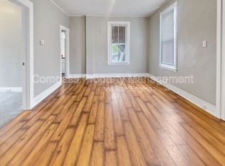 209 Seward Ave NW #1, Grand Rapids, MI 49504