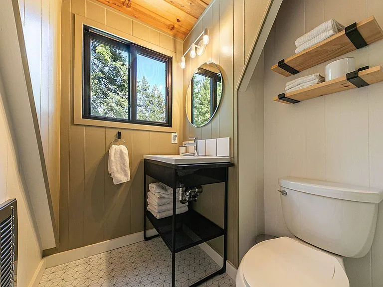 357 Sierra Dr — Photo 23