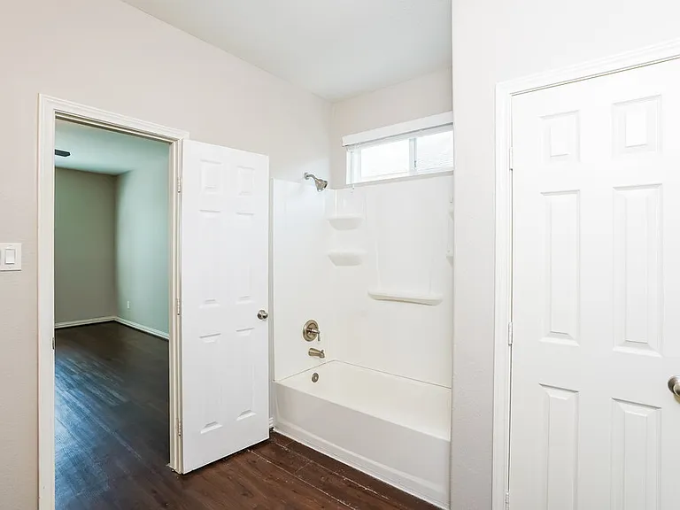 2726 Mesquite Ridge Dr — Photo 11