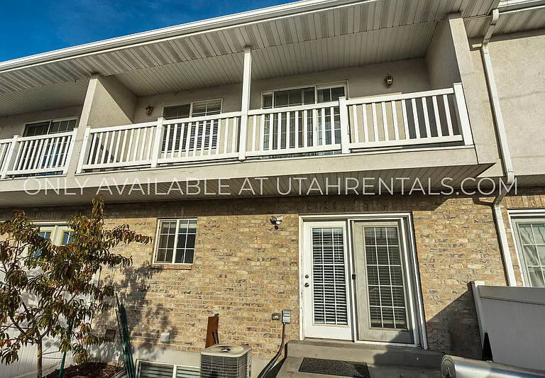 1342 S 1370 E — Photo 3
