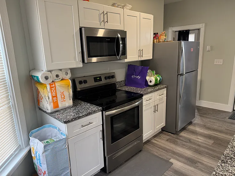 91 E Ashland St #1 — Photo 6