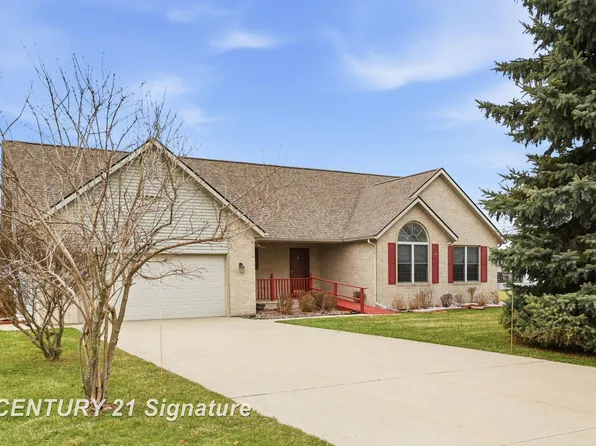 1215 Kennely Rd, Saginaw, MI 48609