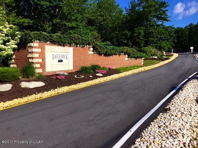 1st image of 266 Turnberry Ln