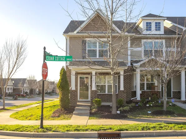 3101 Cedar Cottage Dr, Hermitage, TN 37076