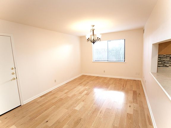 5th image of 4700 Running Deer Dr