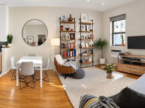 288 W 92nd St APT 6B, New York, NY 10025