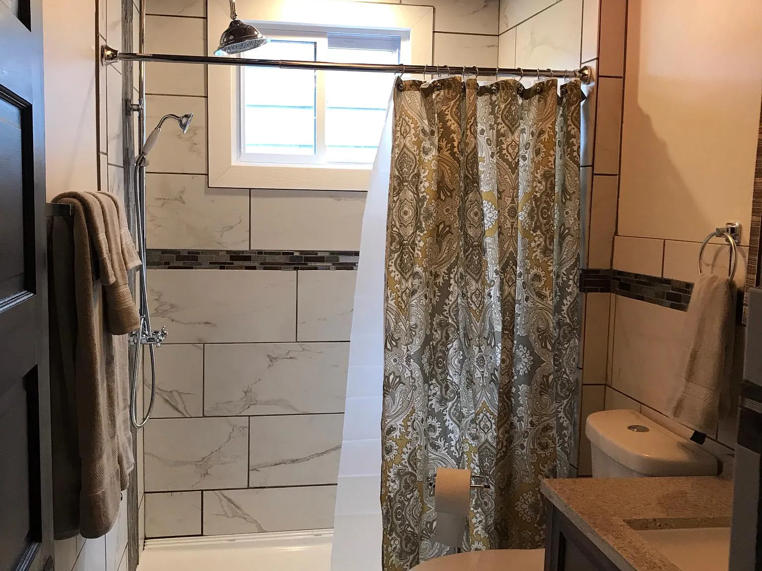 850 Elk St — Photo 4