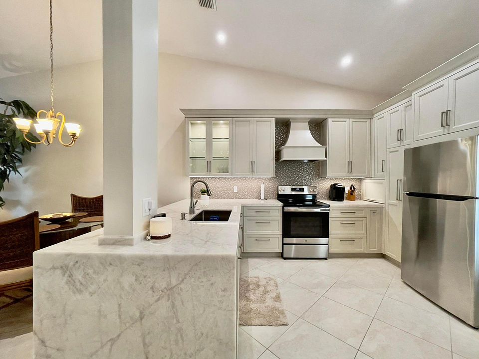 1st image of 202 Cypress Point Dr #202