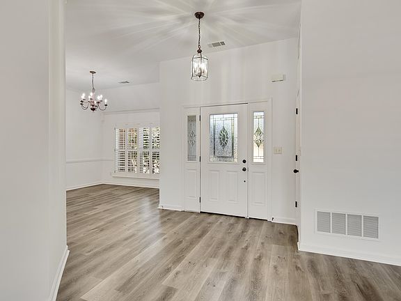 2nd image of 385 Lewis Fairway Cir