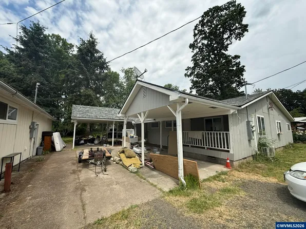 3711-3713 NE Earl Ave, Albany, OR 97322