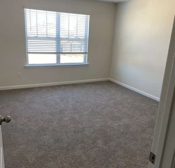 4310 Remington Ave — Photo 18