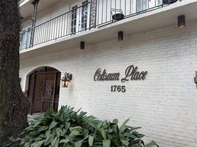 1765 Coliseum St, New Orleans, LA