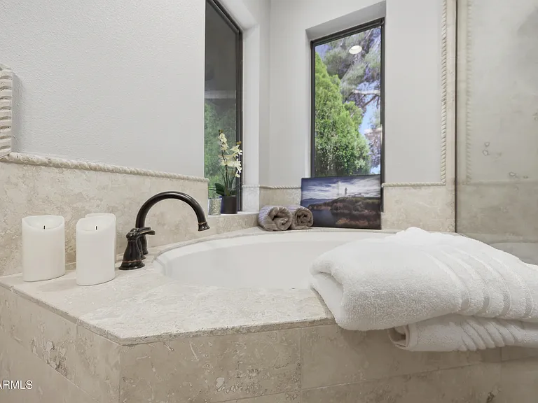 10432 W Avalon Dr — Photo 41