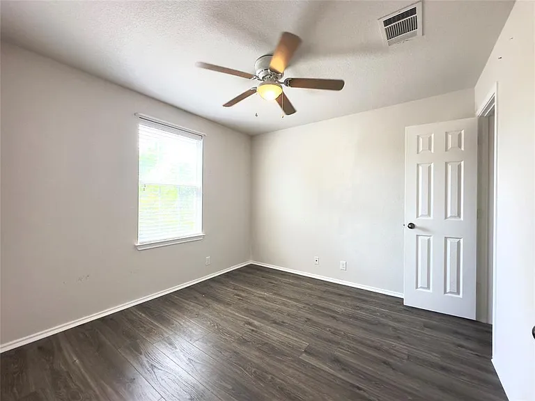 513 Rolling Oak Dr — Photo 19