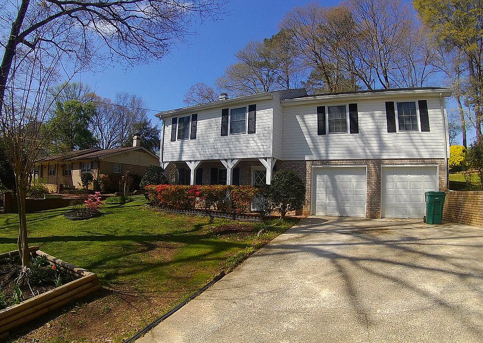1st image of 3866 Lake Dr SE