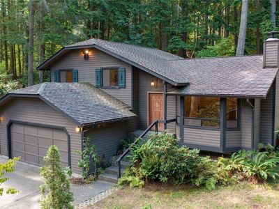 25061 SE Mirrormont Way, Issaquah, WA, 98027