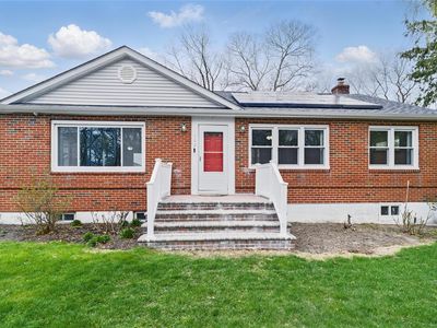 162 Berkshire Drive, Farmingville, NY, 11738