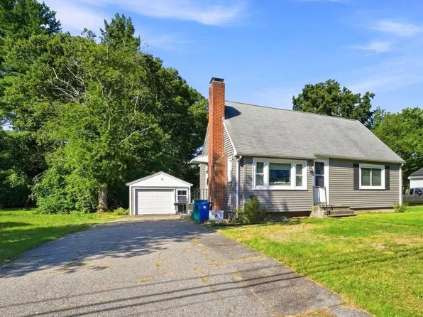 42 Seven Mile River Dr, Attleboro, MA 02703