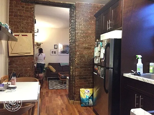 Rented by MySpaceNYC | media 28