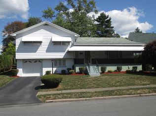 202 W Drinker St, Scranton, PA 18512
