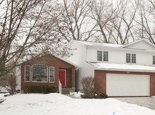 616 N 1st Ave, Iowa City, IA 52245