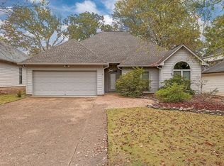 416 Spike Rdg, Canton, MS 39046