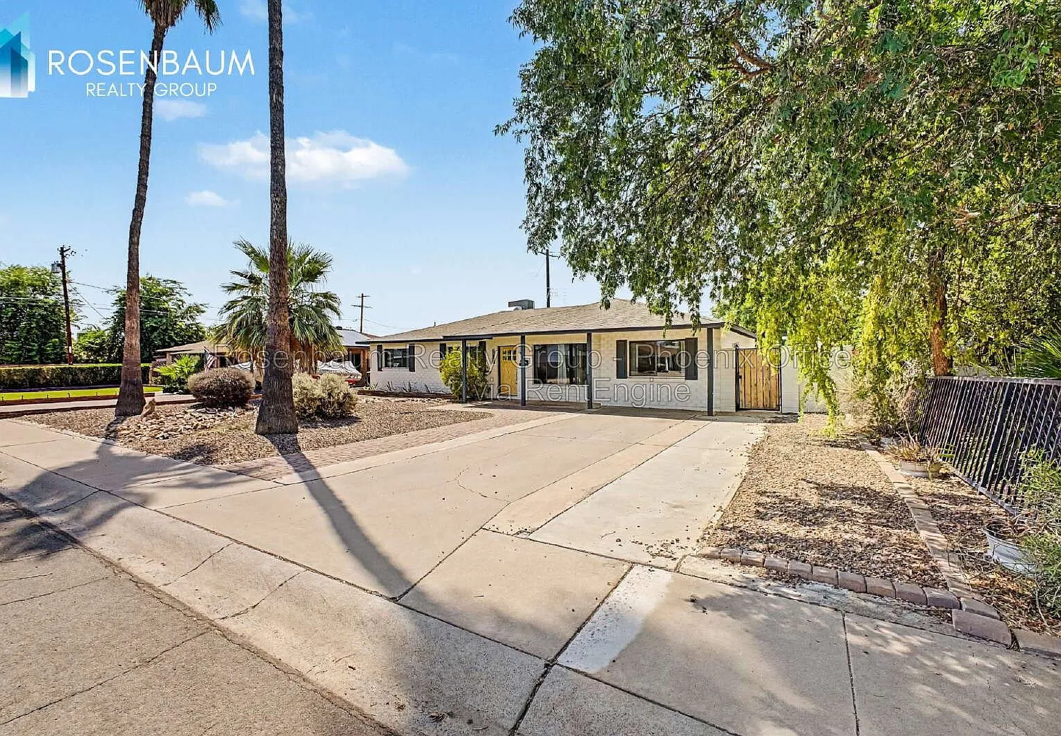 5 bed, 2.0 bath, 1860 sqft, $2,895 — Photo 3