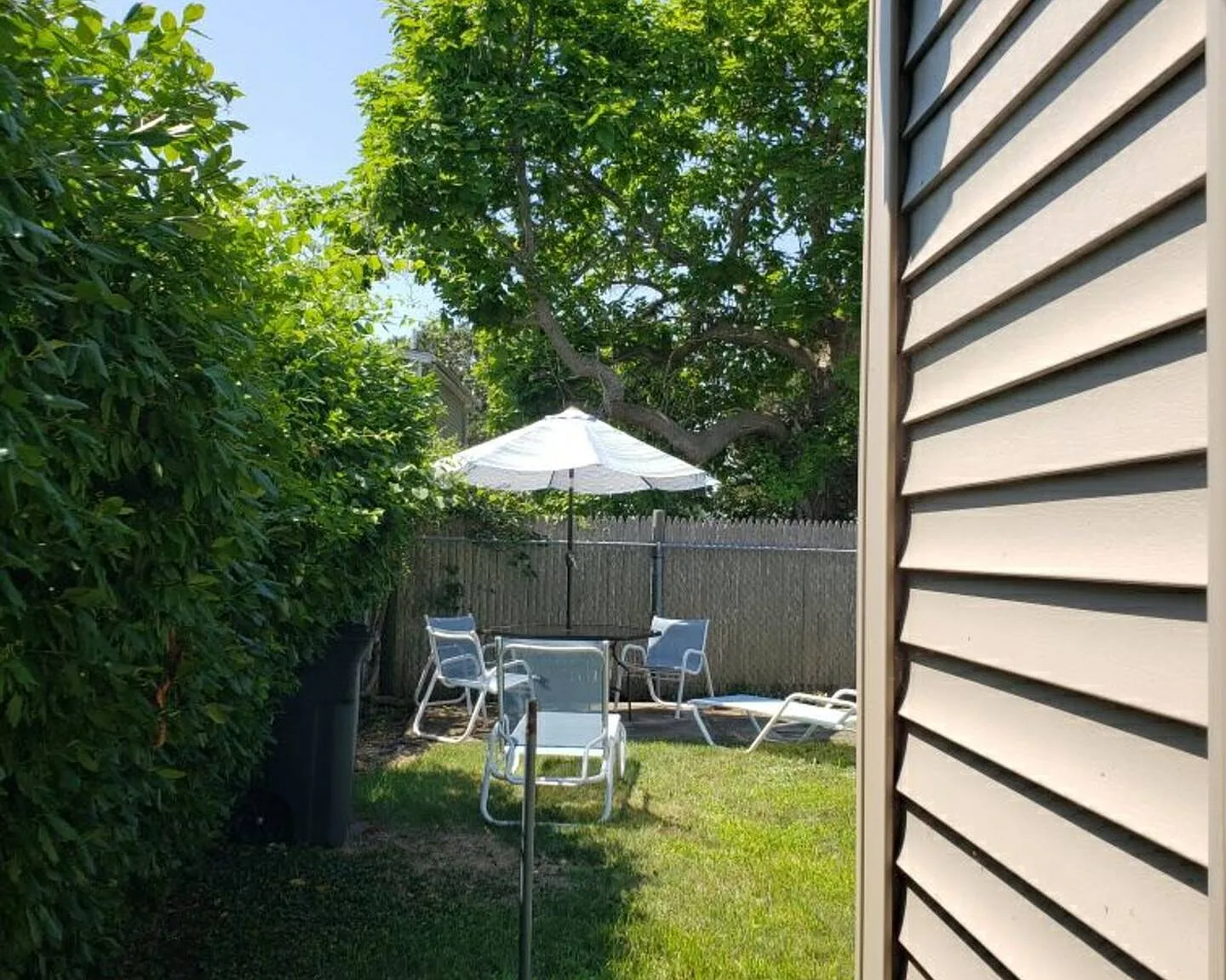 4 bed, 1800 sqft, $3,200 — Photo 3