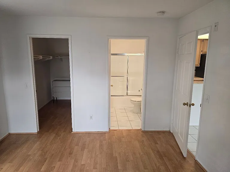 2045 Burton St #51 — Photo 15